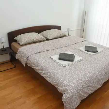 Appartamento Aura Apartments-modern,familyheaven,bus Station Skopje