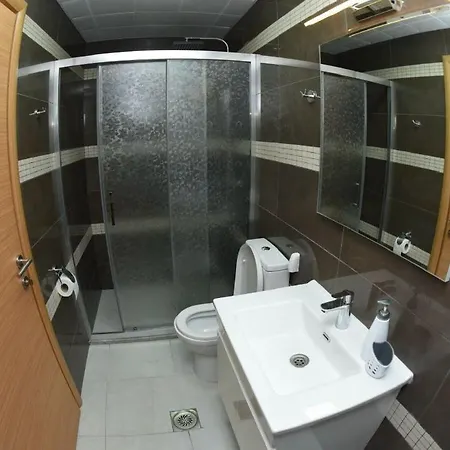 Appartamento Aura Apartments-modern,familyheaven,bus Station Skopje